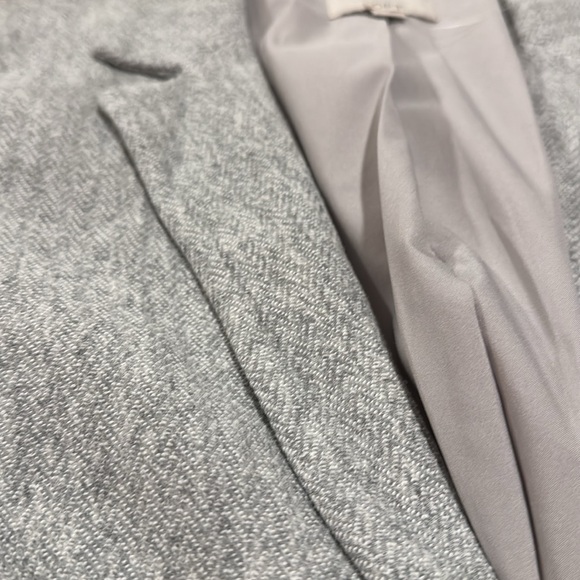 ✨Loft Gray Houndstooth Patterned Blazer ✨ - Picture 3 of 4